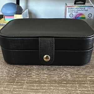 Compact Black Jewelry Travel Case with Cream Interior